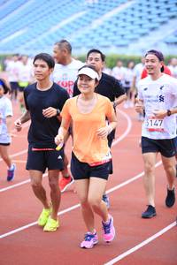 BIB: 5147
                            <button type="button" onclick="openModal(5972488)" class="btn btn-primary btn-sm float-right btn-popup" data-toggle="modal" data-target=".modal-high-quality">
                        <i class="fas fa-shopping-cart"></i> Add to Cart
                    </button>
                                            <button type="button" onclick="isThisMe(5972488, true)" class="btn btn-success btn-sm float-right btn-popup btn-isme hidden" data-toggle="tooltip" data-placement="bottom" title="นี่คือรูปของคุณใช่ไหม คลิกที่นี่เพื่อเอาเข้าอัลบั้ม">
                        <i class="fas fa-plus"></i> Add to album
                    </button>
                    <button type="button" onclick="isThisMe(5972488, false)" class="btn btn-warning btn-sm float-right btn-popup btn-isnotme hidden">
                        <i class="fas fa-ban"></i> Remove from album
                    </button>