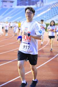 BIB: 201, 917
                            <button type="button" onclick="openModal(5944766)" class="btn btn-primary btn-sm float-right btn-popup" data-toggle="modal" data-target=".modal-high-quality">
                        <i class="fas fa-shopping-cart"></i> Add to Cart
                    </button>
                                            <button type="button" onclick="isThisMe(5944766, true)" class="btn btn-success btn-sm float-right btn-popup btn-isme hidden" data-toggle="tooltip" data-placement="bottom" title="นี่คือรูปของคุณใช่ไหม คลิกที่นี่เพื่อเอาเข้าอัลบั้ม">
                        <i class="fas fa-plus"></i> Add to album
                    </button>
                    <button type="button" onclick="isThisMe(5944766, false)" class="btn btn-warning btn-sm float-right btn-popup btn-isnotme hidden">
                        <i class="fas fa-ban"></i> Remove from album
                    </button>