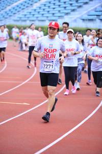 BIB: 8816, 7271
                            <button type="button" onclick="openModal(5969297)" class="btn btn-primary btn-sm float-right btn-popup" data-toggle="modal" data-target=".modal-high-quality">
                        <i class="fas fa-shopping-cart"></i> Add to Cart
                    </button>
                                            <button type="button" onclick="isThisMe(5969297, true)" class="btn btn-success btn-sm float-right btn-popup btn-isme hidden" data-toggle="tooltip" data-placement="bottom" title="นี่คือรูปของคุณใช่ไหม คลิกที่นี่เพื่อเอาเข้าอัลบั้ม">
                        <i class="fas fa-plus"></i> Add to album
                    </button>
                    <button type="button" onclick="isThisMe(5969297, false)" class="btn btn-warning btn-sm float-right btn-popup btn-isnotme hidden">
                        <i class="fas fa-ban"></i> Remove from album
                    </button>