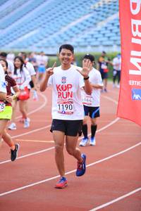 BIB: 164
                            <button type="button" onclick="openModal(5976891)" class="btn btn-primary btn-sm float-right btn-popup" data-toggle="modal" data-target=".modal-high-quality">
                        <i class="fas fa-shopping-cart"></i> Add to Cart
                    </button>
                                            <button type="button" onclick="isThisMe(5976891, true)" class="btn btn-success btn-sm float-right btn-popup btn-isme hidden" data-toggle="tooltip" data-placement="bottom" title="นี่คือรูปของคุณใช่ไหม คลิกที่นี่เพื่อเอาเข้าอัลบั้ม">
                        <i class="fas fa-plus"></i> Add to album
                    </button>
                    <button type="button" onclick="isThisMe(5976891, false)" class="btn btn-warning btn-sm float-right btn-popup btn-isnotme hidden">
                        <i class="fas fa-ban"></i> Remove from album
                    </button>