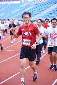 BIB: 201, 5308, 2956
                            <button type="button" onclick="openModal(5968393)" class="btn btn-primary btn-sm float-right btn-popup" data-toggle="modal" data-target=".modal-high-quality">
                        <i class="fas fa-shopping-cart"></i> Add to Cart
                    </button>
                                            <button type="button" onclick="isThisMe(5968393, true)" class="btn btn-success btn-sm float-right btn-popup btn-isme hidden" data-toggle="tooltip" data-placement="bottom" title="นี่คือรูปของคุณใช่ไหม คลิกที่นี่เพื่อเอาเข้าอัลบั้ม">
                        <i class="fas fa-plus"></i> Add to album
                    </button>
                    <button type="button" onclick="isThisMe(5968393, false)" class="btn btn-warning btn-sm float-right btn-popup btn-isnotme hidden">
                        <i class="fas fa-ban"></i> Remove from album
                    </button>