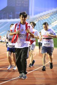 BIB: 7571, 8738
                            <button type="button" onclick="openModal(5938710)" class="btn btn-primary btn-sm float-right btn-popup" data-toggle="modal" data-target=".modal-high-quality">
                        <i class="fas fa-shopping-cart"></i> Add to Cart
                    </button>
                                            <button type="button" onclick="isThisMe(5938710, true)" class="btn btn-success btn-sm float-right btn-popup btn-isme hidden" data-toggle="tooltip" data-placement="bottom" title="นี่คือรูปของคุณใช่ไหม คลิกที่นี่เพื่อเอาเข้าอัลบั้ม">
                        <i class="fas fa-plus"></i> Add to album
                    </button>
                    <button type="button" onclick="isThisMe(5938710, false)" class="btn btn-warning btn-sm float-right btn-popup btn-isnotme hidden">
                        <i class="fas fa-ban"></i> Remove from album
                    </button>