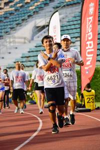 BIB: 6621, 201
                            <button type="button" onclick="openModal(6023176)" class="btn btn-primary btn-sm float-right btn-popup" data-toggle="modal" data-target=".modal-high-quality">
                        <i class="fas fa-shopping-cart"></i> Add to Cart
                    </button>
                                            <button type="button" onclick="isThisMe(6023176, true)" class="btn btn-success btn-sm float-right btn-popup btn-isme hidden" data-toggle="tooltip" data-placement="bottom" title="นี่คือรูปของคุณใช่ไหม คลิกที่นี่เพื่อเอาเข้าอัลบั้ม">
                        <i class="fas fa-plus"></i> Add to album
                    </button>
                    <button type="button" onclick="isThisMe(6023176, false)" class="btn btn-warning btn-sm float-right btn-popup btn-isnotme hidden">
                        <i class="fas fa-ban"></i> Remove from album
                    </button>