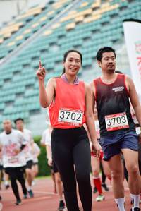 BIB: 3702, 3703
                            <button type="button" onclick="openModal(6013876)" class="btn btn-primary btn-sm float-right btn-popup" data-toggle="modal" data-target=".modal-high-quality">
                        <i class="fas fa-shopping-cart"></i> Add to Cart
                    </button>
                                            <button type="button" onclick="isThisMe(6013876, true)" class="btn btn-success btn-sm float-right btn-popup btn-isme hidden" data-toggle="tooltip" data-placement="bottom" title="นี่คือรูปของคุณใช่ไหม คลิกที่นี่เพื่อเอาเข้าอัลบั้ม">
                        <i class="fas fa-plus"></i> Add to album
                    </button>
                    <button type="button" onclick="isThisMe(6013876, false)" class="btn btn-warning btn-sm float-right btn-popup btn-isnotme hidden">
                        <i class="fas fa-ban"></i> Remove from album
                    </button>