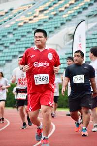 BIB: 7868, 7724, 2796
                            <button type="button" onclick="openModal(6023672)" class="btn btn-primary btn-sm float-right btn-popup" data-toggle="modal" data-target=".modal-high-quality">
                        <i class="fas fa-shopping-cart"></i> Add to Cart
                    </button>
                                            <button type="button" onclick="isThisMe(6023672, true)" class="btn btn-success btn-sm float-right btn-popup btn-isme hidden" data-toggle="tooltip" data-placement="bottom" title="นี่คือรูปของคุณใช่ไหม คลิกที่นี่เพื่อเอาเข้าอัลบั้ม">
                        <i class="fas fa-plus"></i> Add to album
                    </button>
                    <button type="button" onclick="isThisMe(6023672, false)" class="btn btn-warning btn-sm float-right btn-popup btn-isnotme hidden">
                        <i class="fas fa-ban"></i> Remove from album
                    </button>