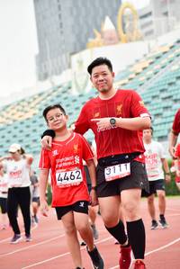 BIB: 4462, 3111
                            <button type="button" onclick="openModal(6014011)" class="btn btn-primary btn-sm float-right btn-popup" data-toggle="modal" data-target=".modal-high-quality">
                        <i class="fas fa-shopping-cart"></i> Add to Cart
                    </button>
                                            <button type="button" onclick="isThisMe(6014011, true)" class="btn btn-success btn-sm float-right btn-popup btn-isme hidden" data-toggle="tooltip" data-placement="bottom" title="นี่คือรูปของคุณใช่ไหม คลิกที่นี่เพื่อเอาเข้าอัลบั้ม">
                        <i class="fas fa-plus"></i> Add to album
                    </button>
                    <button type="button" onclick="isThisMe(6014011, false)" class="btn btn-warning btn-sm float-right btn-popup btn-isnotme hidden">
                        <i class="fas fa-ban"></i> Remove from album
                    </button>