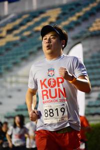 BIB: 201, 8819
                            <button type="button" onclick="openModal(5990547)" class="btn btn-primary btn-sm float-right btn-popup" data-toggle="modal" data-target=".modal-high-quality">
                        <i class="fas fa-shopping-cart"></i> Add to Cart
                    </button>
                                            <button type="button" onclick="isThisMe(5990547, true)" class="btn btn-success btn-sm float-right btn-popup btn-isme hidden" data-toggle="tooltip" data-placement="bottom" title="นี่คือรูปของคุณใช่ไหม คลิกที่นี่เพื่อเอาเข้าอัลบั้ม">
                        <i class="fas fa-plus"></i> Add to album
                    </button>
                    <button type="button" onclick="isThisMe(5990547, false)" class="btn btn-warning btn-sm float-right btn-popup btn-isnotme hidden">
                        <i class="fas fa-ban"></i> Remove from album
                    </button>