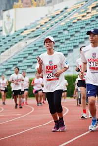 BIB: 235
                            <button type="button" onclick="openModal(6025945)" class="btn btn-primary btn-sm float-right btn-popup" data-toggle="modal" data-target=".modal-high-quality">
                        <i class="fas fa-shopping-cart"></i> Add to Cart
                    </button>
                                            <button type="button" onclick="isThisMe(6025945, true)" class="btn btn-success btn-sm float-right btn-popup btn-isme hidden" data-toggle="tooltip" data-placement="bottom" title="นี่คือรูปของคุณใช่ไหม คลิกที่นี่เพื่อเอาเข้าอัลบั้ม">
                        <i class="fas fa-plus"></i> Add to album
                    </button>
                    <button type="button" onclick="isThisMe(6025945, false)" class="btn btn-warning btn-sm float-right btn-popup btn-isnotme hidden">
                        <i class="fas fa-ban"></i> Remove from album
                    </button>