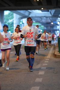 BIB: 395, 1918, 4331
                            <button type="button" onclick="openModal(5920196)" class="btn btn-primary btn-sm float-right btn-popup" data-toggle="modal" data-target=".modal-high-quality">
                        <i class="fas fa-shopping-cart"></i> Add to Cart
                    </button>
                                            <button type="button" onclick="isThisMe(5920196, true)" class="btn btn-success btn-sm float-right btn-popup btn-isme hidden" data-toggle="tooltip" data-placement="bottom" title="นี่คือรูปของคุณใช่ไหม คลิกที่นี่เพื่อเอาเข้าอัลบั้ม">
                        <i class="fas fa-plus"></i> Add to album
                    </button>
                    <button type="button" onclick="isThisMe(5920196, false)" class="btn btn-warning btn-sm float-right btn-popup btn-isnotme hidden">
                        <i class="fas fa-ban"></i> Remove from album
                    </button>