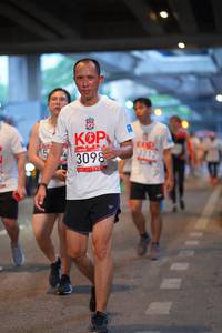 BIB: 3098, 9712
                            <button type="button" onclick="openModal(5921218)" class="btn btn-primary btn-sm float-right btn-popup" data-toggle="modal" data-target=".modal-high-quality">
                        <i class="fas fa-shopping-cart"></i> Add to Cart
                    </button>
                                            <button type="button" onclick="isThisMe(5921218, true)" class="btn btn-success btn-sm float-right btn-popup btn-isme hidden" data-toggle="tooltip" data-placement="bottom" title="นี่คือรูปของคุณใช่ไหม คลิกที่นี่เพื่อเอาเข้าอัลบั้ม">
                        <i class="fas fa-plus"></i> Add to album
                    </button>
                    <button type="button" onclick="isThisMe(5921218, false)" class="btn btn-warning btn-sm float-right btn-popup btn-isnotme hidden">
                        <i class="fas fa-ban"></i> Remove from album
                    </button>