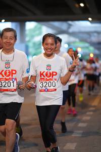 BIB: 3201, 3200
                            <button type="button" onclick="openModal(5926790)" class="btn btn-primary btn-sm float-right btn-popup" data-toggle="modal" data-target=".modal-high-quality">
                        <i class="fas fa-shopping-cart"></i> Add to Cart
                    </button>
                                            <button type="button" onclick="isThisMe(5926790, true)" class="btn btn-success btn-sm float-right btn-popup btn-isme hidden" data-toggle="tooltip" data-placement="bottom" title="นี่คือรูปของคุณใช่ไหม คลิกที่นี่เพื่อเอาเข้าอัลบั้ม">
                        <i class="fas fa-plus"></i> Add to album
                    </button>
                    <button type="button" onclick="isThisMe(5926790, false)" class="btn btn-warning btn-sm float-right btn-popup btn-isnotme hidden">
                        <i class="fas fa-ban"></i> Remove from album
                    </button>