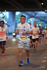 BIB: 1295, 3174
                            <button type="button" onclick="openModal(5915918)" class="btn btn-primary btn-sm float-right btn-popup" data-toggle="modal" data-target=".modal-high-quality">
                        <i class="fas fa-shopping-cart"></i> Add to Cart
                    </button>
                                            <button type="button" onclick="isThisMe(5915918, true)" class="btn btn-success btn-sm float-right btn-popup btn-isme hidden" data-toggle="tooltip" data-placement="bottom" title="นี่คือรูปของคุณใช่ไหม คลิกที่นี่เพื่อเอาเข้าอัลบั้ม">
                        <i class="fas fa-plus"></i> Add to album
                    </button>
                    <button type="button" onclick="isThisMe(5915918, false)" class="btn btn-warning btn-sm float-right btn-popup btn-isnotme hidden">
                        <i class="fas fa-ban"></i> Remove from album
                    </button>