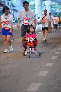 BIB: 2892, 2893, 899
                            <button type="button" onclick="openModal(5927160)" class="btn btn-primary btn-sm float-right btn-popup" data-toggle="modal" data-target=".modal-high-quality">
                        <i class="fas fa-shopping-cart"></i> Add to Cart
                    </button>
                                            <button type="button" onclick="isThisMe(5927160, true)" class="btn btn-success btn-sm float-right btn-popup btn-isme hidden" data-toggle="tooltip" data-placement="bottom" title="นี่คือรูปของคุณใช่ไหม คลิกที่นี่เพื่อเอาเข้าอัลบั้ม">
                        <i class="fas fa-plus"></i> Add to album
                    </button>
                    <button type="button" onclick="isThisMe(5927160, false)" class="btn btn-warning btn-sm float-right btn-popup btn-isnotme hidden">
                        <i class="fas fa-ban"></i> Remove from album
                    </button>