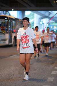 BIB: 1335
                            <button type="button" onclick="openModal(5928432)" class="btn btn-primary btn-sm float-right btn-popup" data-toggle="modal" data-target=".modal-high-quality">
                        <i class="fas fa-shopping-cart"></i> Add to Cart
                    </button>
                                            <button type="button" onclick="isThisMe(5928432, true)" class="btn btn-success btn-sm float-right btn-popup btn-isme hidden" data-toggle="tooltip" data-placement="bottom" title="นี่คือรูปของคุณใช่ไหม คลิกที่นี่เพื่อเอาเข้าอัลบั้ม">
                        <i class="fas fa-plus"></i> Add to album
                    </button>
                    <button type="button" onclick="isThisMe(5928432, false)" class="btn btn-warning btn-sm float-right btn-popup btn-isnotme hidden">
                        <i class="fas fa-ban"></i> Remove from album
                    </button>