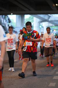 BIB: 3351, 4449, 4101
                            <button type="button" onclick="openModal(5898833)" class="btn btn-primary btn-sm float-right btn-popup" data-toggle="modal" data-target=".modal-high-quality">
                        <i class="fas fa-shopping-cart"></i> Add to Cart
                    </button>
                                            <button type="button" onclick="isThisMe(5898833, true)" class="btn btn-success btn-sm float-right btn-popup btn-isme hidden" data-toggle="tooltip" data-placement="bottom" title="นี่คือรูปของคุณใช่ไหม คลิกที่นี่เพื่อเอาเข้าอัลบั้ม">
                        <i class="fas fa-plus"></i> Add to album
                    </button>
                    <button type="button" onclick="isThisMe(5898833, false)" class="btn btn-warning btn-sm float-right btn-popup btn-isnotme hidden">
                        <i class="fas fa-ban"></i> Remove from album
                    </button>