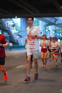 BIB: 201, 1460
                            <button type="button" onclick="openModal(5918052)" class="btn btn-primary btn-sm float-right btn-popup" data-toggle="modal" data-target=".modal-high-quality">
                        <i class="fas fa-shopping-cart"></i> Add to Cart
                    </button>
                                            <button type="button" onclick="isThisMe(5918052, true)" class="btn btn-success btn-sm float-right btn-popup btn-isme hidden" data-toggle="tooltip" data-placement="bottom" title="นี่คือรูปของคุณใช่ไหม คลิกที่นี่เพื่อเอาเข้าอัลบั้ม">
                        <i class="fas fa-plus"></i> Add to album
                    </button>
                    <button type="button" onclick="isThisMe(5918052, false)" class="btn btn-warning btn-sm float-right btn-popup btn-isnotme hidden">
                        <i class="fas fa-ban"></i> Remove from album
                    </button>