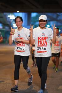 BIB: 3966, 3965, 049
                            <button type="button" onclick="openModal(5890898)" class="btn btn-primary btn-sm float-right btn-popup" data-toggle="modal" data-target=".modal-high-quality">
                        <i class="fas fa-shopping-cart"></i> Add to Cart
                    </button>
                                            <button type="button" onclick="isThisMe(5890898, true)" class="btn btn-success btn-sm float-right btn-popup btn-isme hidden" data-toggle="tooltip" data-placement="bottom" title="นี่คือรูปของคุณใช่ไหม คลิกที่นี่เพื่อเอาเข้าอัลบั้ม">
                        <i class="fas fa-plus"></i> Add to album
                    </button>
                    <button type="button" onclick="isThisMe(5890898, false)" class="btn btn-warning btn-sm float-right btn-popup btn-isnotme hidden">
                        <i class="fas fa-ban"></i> Remove from album
                    </button>