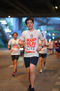 BIB: 4293
                            <button type="button" onclick="openModal(5910781)" class="btn btn-primary btn-sm float-right btn-popup" data-toggle="modal" data-target=".modal-high-quality">
                        <i class="fas fa-shopping-cart"></i> Add to Cart
                    </button>
                                            <button type="button" onclick="isThisMe(5910781, true)" class="btn btn-success btn-sm float-right btn-popup btn-isme hidden" data-toggle="tooltip" data-placement="bottom" title="นี่คือรูปของคุณใช่ไหม คลิกที่นี่เพื่อเอาเข้าอัลบั้ม">
                        <i class="fas fa-plus"></i> Add to album
                    </button>
                    <button type="button" onclick="isThisMe(5910781, false)" class="btn btn-warning btn-sm float-right btn-popup btn-isnotme hidden">
                        <i class="fas fa-ban"></i> Remove from album
                    </button>