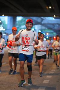 BIB: 201, 2619, 4295, 330
                            <button type="button" onclick="openModal(5914083)" class="btn btn-primary btn-sm float-right btn-popup" data-toggle="modal" data-target=".modal-high-quality">
                        <i class="fas fa-shopping-cart"></i> Add to Cart
                    </button>
                                            <button type="button" onclick="isThisMe(5914083, true)" class="btn btn-success btn-sm float-right btn-popup btn-isme hidden" data-toggle="tooltip" data-placement="bottom" title="นี่คือรูปของคุณใช่ไหม คลิกที่นี่เพื่อเอาเข้าอัลบั้ม">
                        <i class="fas fa-plus"></i> Add to album
                    </button>
                    <button type="button" onclick="isThisMe(5914083, false)" class="btn btn-warning btn-sm float-right btn-popup btn-isnotme hidden">
                        <i class="fas fa-ban"></i> Remove from album
                    </button>