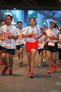 BIB: 4343, 1222, 2570, 4810
                            <button type="button" onclick="openModal(5895997)" class="btn btn-primary btn-sm float-right btn-popup" data-toggle="modal" data-target=".modal-high-quality">
                        <i class="fas fa-shopping-cart"></i> Add to Cart
                    </button>
                                            <button type="button" onclick="isThisMe(5895997, true)" class="btn btn-success btn-sm float-right btn-popup btn-isme hidden" data-toggle="tooltip" data-placement="bottom" title="นี่คือรูปของคุณใช่ไหม คลิกที่นี่เพื่อเอาเข้าอัลบั้ม">
                        <i class="fas fa-plus"></i> Add to album
                    </button>
                    <button type="button" onclick="isThisMe(5895997, false)" class="btn btn-warning btn-sm float-right btn-popup btn-isnotme hidden">
                        <i class="fas fa-ban"></i> Remove from album
                    </button>