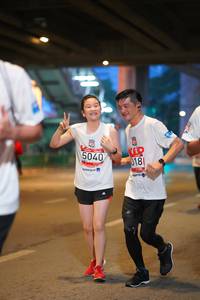 BIB: 5040, 018
                            <button type="button" onclick="openModal(5885952)" class="btn btn-primary btn-sm float-right btn-popup" data-toggle="modal" data-target=".modal-high-quality">
                        <i class="fas fa-shopping-cart"></i> Add to Cart
                    </button>
                                            <button type="button" onclick="isThisMe(5885952, true)" class="btn btn-success btn-sm float-right btn-popup btn-isme hidden" data-toggle="tooltip" data-placement="bottom" title="นี่คือรูปของคุณใช่ไหม คลิกที่นี่เพื่อเอาเข้าอัลบั้ม">
                        <i class="fas fa-plus"></i> Add to album
                    </button>
                    <button type="button" onclick="isThisMe(5885952, false)" class="btn btn-warning btn-sm float-right btn-popup btn-isnotme hidden">
                        <i class="fas fa-ban"></i> Remove from album
                    </button>