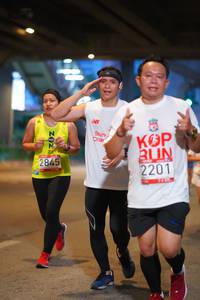 BIB: 2201, 2845
                            <button type="button" onclick="openModal(5886143)" class="btn btn-primary btn-sm float-right btn-popup" data-toggle="modal" data-target=".modal-high-quality">
                        <i class="fas fa-shopping-cart"></i> Add to Cart
                    </button>
                                            <button type="button" onclick="isThisMe(5886143, true)" class="btn btn-success btn-sm float-right btn-popup btn-isme hidden" data-toggle="tooltip" data-placement="bottom" title="นี่คือรูปของคุณใช่ไหม คลิกที่นี่เพื่อเอาเข้าอัลบั้ม">
                        <i class="fas fa-plus"></i> Add to album
                    </button>
                    <button type="button" onclick="isThisMe(5886143, false)" class="btn btn-warning btn-sm float-right btn-popup btn-isnotme hidden">
                        <i class="fas fa-ban"></i> Remove from album
                    </button>