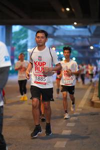 BIB: 1885, 2285
                            <button type="button" onclick="openModal(5911892)" class="btn btn-primary btn-sm float-right btn-popup" data-toggle="modal" data-target=".modal-high-quality">
                        <i class="fas fa-shopping-cart"></i> Add to Cart
                    </button>
                                            <button type="button" onclick="isThisMe(5911892, true)" class="btn btn-success btn-sm float-right btn-popup btn-isme hidden" data-toggle="tooltip" data-placement="bottom" title="นี่คือรูปของคุณใช่ไหม คลิกที่นี่เพื่อเอาเข้าอัลบั้ม">
                        <i class="fas fa-plus"></i> Add to album
                    </button>
                    <button type="button" onclick="isThisMe(5911892, false)" class="btn btn-warning btn-sm float-right btn-popup btn-isnotme hidden">
                        <i class="fas fa-ban"></i> Remove from album
                    </button>