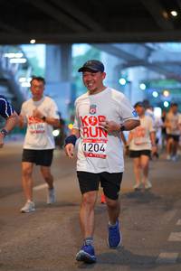 BIB: 1204, 4184, 004
                            <button type="button" onclick="openModal(5916480)" class="btn btn-primary btn-sm float-right btn-popup" data-toggle="modal" data-target=".modal-high-quality">
                        <i class="fas fa-shopping-cart"></i> Add to Cart
                    </button>
                                            <button type="button" onclick="isThisMe(5916480, true)" class="btn btn-success btn-sm float-right btn-popup btn-isme hidden" data-toggle="tooltip" data-placement="bottom" title="นี่คือรูปของคุณใช่ไหม คลิกที่นี่เพื่อเอาเข้าอัลบั้ม">
                        <i class="fas fa-plus"></i> Add to album
                    </button>
                    <button type="button" onclick="isThisMe(5916480, false)" class="btn btn-warning btn-sm float-right btn-popup btn-isnotme hidden">
                        <i class="fas fa-ban"></i> Remove from album
                    </button>