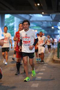 BIB: 1152, 450, 2019
                            <button type="button" onclick="openModal(5915083)" class="btn btn-primary btn-sm float-right btn-popup" data-toggle="modal" data-target=".modal-high-quality">
                        <i class="fas fa-shopping-cart"></i> Add to Cart
                    </button>
                                            <button type="button" onclick="isThisMe(5915083, true)" class="btn btn-success btn-sm float-right btn-popup btn-isme hidden" data-toggle="tooltip" data-placement="bottom" title="นี่คือรูปของคุณใช่ไหม คลิกที่นี่เพื่อเอาเข้าอัลบั้ม">
                        <i class="fas fa-plus"></i> Add to album
                    </button>
                    <button type="button" onclick="isThisMe(5915083, false)" class="btn btn-warning btn-sm float-right btn-popup btn-isnotme hidden">
                        <i class="fas fa-ban"></i> Remove from album
                    </button>