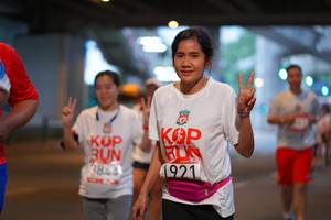 BIB: 921, 3844
                            <button type="button" onclick="openModal(5924040)" class="btn btn-primary btn-sm float-right btn-popup" data-toggle="modal" data-target=".modal-high-quality">
                        <i class="fas fa-shopping-cart"></i> Add to Cart
                    </button>
                                            <button type="button" onclick="isThisMe(5924040, true)" class="btn btn-success btn-sm float-right btn-popup btn-isme hidden" data-toggle="tooltip" data-placement="bottom" title="นี่คือรูปของคุณใช่ไหม คลิกที่นี่เพื่อเอาเข้าอัลบั้ม">
                        <i class="fas fa-plus"></i> Add to album
                    </button>
                    <button type="button" onclick="isThisMe(5924040, false)" class="btn btn-warning btn-sm float-right btn-popup btn-isnotme hidden">
                        <i class="fas fa-ban"></i> Remove from album
                    </button>