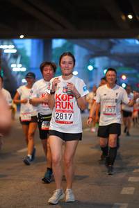 BIB: 2817, 3937, 0040
                            <button type="button" onclick="openModal(5892318)" class="btn btn-primary btn-sm float-right btn-popup" data-toggle="modal" data-target=".modal-high-quality">
                        <i class="fas fa-shopping-cart"></i> Add to Cart
                    </button>
                                            <button type="button" onclick="isThisMe(5892318, true)" class="btn btn-success btn-sm float-right btn-popup btn-isme hidden" data-toggle="tooltip" data-placement="bottom" title="นี่คือรูปของคุณใช่ไหม คลิกที่นี่เพื่อเอาเข้าอัลบั้ม">
                        <i class="fas fa-plus"></i> Add to album
                    </button>
                    <button type="button" onclick="isThisMe(5892318, false)" class="btn btn-warning btn-sm float-right btn-popup btn-isnotme hidden">
                        <i class="fas fa-ban"></i> Remove from album
                    </button>