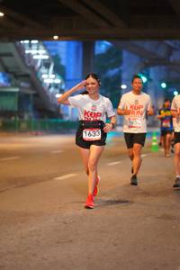 BIB: 1804, 1633
                            <button type="button" onclick="openModal(5885740)" class="btn btn-primary btn-sm float-right btn-popup" data-toggle="modal" data-target=".modal-high-quality">
                        <i class="fas fa-shopping-cart"></i> Add to Cart
                    </button>
                                            <button type="button" onclick="isThisMe(5885740, true)" class="btn btn-success btn-sm float-right btn-popup btn-isme hidden" data-toggle="tooltip" data-placement="bottom" title="นี่คือรูปของคุณใช่ไหม คลิกที่นี่เพื่อเอาเข้าอัลบั้ม">
                        <i class="fas fa-plus"></i> Add to album
                    </button>
                    <button type="button" onclick="isThisMe(5885740, false)" class="btn btn-warning btn-sm float-right btn-popup btn-isnotme hidden">
                        <i class="fas fa-ban"></i> Remove from album
                    </button>