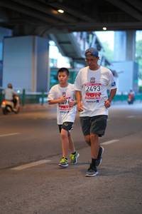 BIB: 2493, 2019
                            <button type="button" onclick="openModal(5899045)" class="btn btn-primary btn-sm float-right btn-popup" data-toggle="modal" data-target=".modal-high-quality">
                        <i class="fas fa-shopping-cart"></i> Add to Cart
                    </button>
                                            <button type="button" onclick="isThisMe(5899045, true)" class="btn btn-success btn-sm float-right btn-popup btn-isme hidden" data-toggle="tooltip" data-placement="bottom" title="นี่คือรูปของคุณใช่ไหม คลิกที่นี่เพื่อเอาเข้าอัลบั้ม">
                        <i class="fas fa-plus"></i> Add to album
                    </button>
                    <button type="button" onclick="isThisMe(5899045, false)" class="btn btn-warning btn-sm float-right btn-popup btn-isnotme hidden">
                        <i class="fas fa-ban"></i> Remove from album
                    </button>