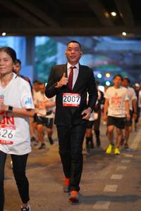 BIB: 2007
                            <button type="button" onclick="openModal(5891066)" class="btn btn-primary btn-sm float-right btn-popup" data-toggle="modal" data-target=".modal-high-quality">
                        <i class="fas fa-shopping-cart"></i> Add to Cart
                    </button>
                                            <button type="button" onclick="isThisMe(5891066, true)" class="btn btn-success btn-sm float-right btn-popup btn-isme hidden" data-toggle="tooltip" data-placement="bottom" title="นี่คือรูปของคุณใช่ไหม คลิกที่นี่เพื่อเอาเข้าอัลบั้ม">
                        <i class="fas fa-plus"></i> Add to album
                    </button>
                    <button type="button" onclick="isThisMe(5891066, false)" class="btn btn-warning btn-sm float-right btn-popup btn-isnotme hidden">
                        <i class="fas fa-ban"></i> Remove from album
                    </button>