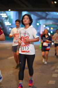 BIB: 3313
                            <button type="button" onclick="openModal(5910699)" class="btn btn-primary btn-sm float-right btn-popup" data-toggle="modal" data-target=".modal-high-quality">
                        <i class="fas fa-shopping-cart"></i> Add to Cart
                    </button>
                                            <button type="button" onclick="isThisMe(5910699, true)" class="btn btn-success btn-sm float-right btn-popup btn-isme hidden" data-toggle="tooltip" data-placement="bottom" title="นี่คือรูปของคุณใช่ไหม คลิกที่นี่เพื่อเอาเข้าอัลบั้ม">
                        <i class="fas fa-plus"></i> Add to album
                    </button>
                    <button type="button" onclick="isThisMe(5910699, false)" class="btn btn-warning btn-sm float-right btn-popup btn-isnotme hidden">
                        <i class="fas fa-ban"></i> Remove from album
                    </button>