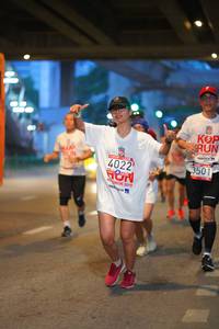 BIB: 3501, 4022, 2019
                            <button type="button" onclick="openModal(5888871)" class="btn btn-primary btn-sm float-right btn-popup" data-toggle="modal" data-target=".modal-high-quality">
                        <i class="fas fa-shopping-cart"></i> Add to Cart
                    </button>
                                            <button type="button" onclick="isThisMe(5888871, true)" class="btn btn-success btn-sm float-right btn-popup btn-isme hidden" data-toggle="tooltip" data-placement="bottom" title="นี่คือรูปของคุณใช่ไหม คลิกที่นี่เพื่อเอาเข้าอัลบั้ม">
                        <i class="fas fa-plus"></i> Add to album
                    </button>
                    <button type="button" onclick="isThisMe(5888871, false)" class="btn btn-warning btn-sm float-right btn-popup btn-isnotme hidden">
                        <i class="fas fa-ban"></i> Remove from album
                    </button>