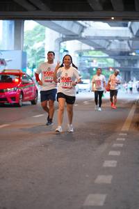 BIB: 3899, 1291
                            <button type="button" onclick="openModal(5908221)" class="btn btn-primary btn-sm float-right btn-popup" data-toggle="modal" data-target=".modal-high-quality">
                        <i class="fas fa-shopping-cart"></i> Add to Cart
                    </button>
                                            <button type="button" onclick="isThisMe(5908221, true)" class="btn btn-success btn-sm float-right btn-popup btn-isme hidden" data-toggle="tooltip" data-placement="bottom" title="นี่คือรูปของคุณใช่ไหม คลิกที่นี่เพื่อเอาเข้าอัลบั้ม">
                        <i class="fas fa-plus"></i> Add to album
                    </button>
                    <button type="button" onclick="isThisMe(5908221, false)" class="btn btn-warning btn-sm float-right btn-popup btn-isnotme hidden">
                        <i class="fas fa-ban"></i> Remove from album
                    </button>