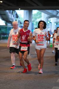 BIB: 585, 1600
                            <button type="button" onclick="openModal(5897115)" class="btn btn-primary btn-sm float-right btn-popup" data-toggle="modal" data-target=".modal-high-quality">
                        <i class="fas fa-shopping-cart"></i> Add to Cart
                    </button>
                                            <button type="button" onclick="isThisMe(5897115, true)" class="btn btn-success btn-sm float-right btn-popup btn-isme hidden" data-toggle="tooltip" data-placement="bottom" title="นี่คือรูปของคุณใช่ไหม คลิกที่นี่เพื่อเอาเข้าอัลบั้ม">
                        <i class="fas fa-plus"></i> Add to album
                    </button>
                    <button type="button" onclick="isThisMe(5897115, false)" class="btn btn-warning btn-sm float-right btn-popup btn-isnotme hidden">
                        <i class="fas fa-ban"></i> Remove from album
                    </button>