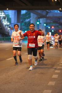 BIB: 4483, 2390, 246
                            <button type="button" onclick="openModal(5887571)" class="btn btn-primary btn-sm float-right btn-popup" data-toggle="modal" data-target=".modal-high-quality">
                        <i class="fas fa-shopping-cart"></i> Add to Cart
                    </button>
                                            <button type="button" onclick="isThisMe(5887571, true)" class="btn btn-success btn-sm float-right btn-popup btn-isme hidden" data-toggle="tooltip" data-placement="bottom" title="นี่คือรูปของคุณใช่ไหม คลิกที่นี่เพื่อเอาเข้าอัลบั้ม">
                        <i class="fas fa-plus"></i> Add to album
                    </button>
                    <button type="button" onclick="isThisMe(5887571, false)" class="btn btn-warning btn-sm float-right btn-popup btn-isnotme hidden">
                        <i class="fas fa-ban"></i> Remove from album
                    </button>