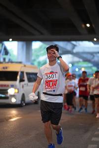 BIB: 3601, 2019
                            <button type="button" onclick="openModal(5899988)" class="btn btn-primary btn-sm float-right btn-popup" data-toggle="modal" data-target=".modal-high-quality">
                        <i class="fas fa-shopping-cart"></i> Add to Cart
                    </button>
                                            <button type="button" onclick="isThisMe(5899988, true)" class="btn btn-success btn-sm float-right btn-popup btn-isme hidden" data-toggle="tooltip" data-placement="bottom" title="นี่คือรูปของคุณใช่ไหม คลิกที่นี่เพื่อเอาเข้าอัลบั้ม">
                        <i class="fas fa-plus"></i> Add to album
                    </button>
                    <button type="button" onclick="isThisMe(5899988, false)" class="btn btn-warning btn-sm float-right btn-popup btn-isnotme hidden">
                        <i class="fas fa-ban"></i> Remove from album
                    </button>