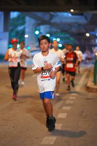 BIB: 2579
                            <button type="button" onclick="openModal(5888137)" class="btn btn-primary btn-sm float-right btn-popup" data-toggle="modal" data-target=".modal-high-quality">
                        <i class="fas fa-shopping-cart"></i> Add to Cart
                    </button>
                                            <button type="button" onclick="isThisMe(5888137, true)" class="btn btn-success btn-sm float-right btn-popup btn-isme hidden" data-toggle="tooltip" data-placement="bottom" title="นี่คือรูปของคุณใช่ไหม คลิกที่นี่เพื่อเอาเข้าอัลบั้ม">
                        <i class="fas fa-plus"></i> Add to album
                    </button>
                    <button type="button" onclick="isThisMe(5888137, false)" class="btn btn-warning btn-sm float-right btn-popup btn-isnotme hidden">
                        <i class="fas fa-ban"></i> Remove from album
                    </button>