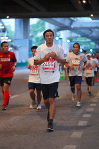 BIB: 3824, 2455, 1581
                            <button type="button" onclick="openModal(5920279)" class="btn btn-primary btn-sm float-right btn-popup" data-toggle="modal" data-target=".modal-high-quality">
                        <i class="fas fa-shopping-cart"></i> Add to Cart
                    </button>
                                            <button type="button" onclick="isThisMe(5920279, true)" class="btn btn-success btn-sm float-right btn-popup btn-isme hidden" data-toggle="tooltip" data-placement="bottom" title="นี่คือรูปของคุณใช่ไหม คลิกที่นี่เพื่อเอาเข้าอัลบั้ม">
                        <i class="fas fa-plus"></i> Add to album
                    </button>
                    <button type="button" onclick="isThisMe(5920279, false)" class="btn btn-warning btn-sm float-right btn-popup btn-isnotme hidden">
                        <i class="fas fa-ban"></i> Remove from album
                    </button>