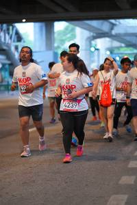 BIB: 4239
                            <button type="button" onclick="openModal(5926633)" class="btn btn-primary btn-sm float-right btn-popup" data-toggle="modal" data-target=".modal-high-quality">
                        <i class="fas fa-shopping-cart"></i> Add to Cart
                    </button>
                                            <button type="button" onclick="isThisMe(5926633, true)" class="btn btn-success btn-sm float-right btn-popup btn-isme hidden" data-toggle="tooltip" data-placement="bottom" title="นี่คือรูปของคุณใช่ไหม คลิกที่นี่เพื่อเอาเข้าอัลบั้ม">
                        <i class="fas fa-plus"></i> Add to album
                    </button>
                    <button type="button" onclick="isThisMe(5926633, false)" class="btn btn-warning btn-sm float-right btn-popup btn-isnotme hidden">
                        <i class="fas fa-ban"></i> Remove from album
                    </button>