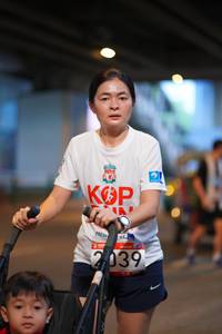 BIB: 2039
                            <button type="button" onclick="openModal(5928177)" class="btn btn-primary btn-sm float-right btn-popup" data-toggle="modal" data-target=".modal-high-quality">
                        <i class="fas fa-shopping-cart"></i> Add to Cart
                    </button>
                                            <button type="button" onclick="isThisMe(5928177, true)" class="btn btn-success btn-sm float-right btn-popup btn-isme hidden" data-toggle="tooltip" data-placement="bottom" title="นี่คือรูปของคุณใช่ไหม คลิกที่นี่เพื่อเอาเข้าอัลบั้ม">
                        <i class="fas fa-plus"></i> Add to album
                    </button>
                    <button type="button" onclick="isThisMe(5928177, false)" class="btn btn-warning btn-sm float-right btn-popup btn-isnotme hidden">
                        <i class="fas fa-ban"></i> Remove from album
                    </button>