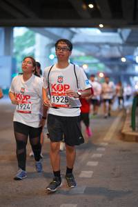 BIB: 1925, 1924
                            <button type="button" onclick="openModal(5922572)" class="btn btn-primary btn-sm float-right btn-popup" data-toggle="modal" data-target=".modal-high-quality">
                        <i class="fas fa-shopping-cart"></i> Add to Cart
                    </button>
                                            <button type="button" onclick="isThisMe(5922572, true)" class="btn btn-success btn-sm float-right btn-popup btn-isme hidden" data-toggle="tooltip" data-placement="bottom" title="นี่คือรูปของคุณใช่ไหม คลิกที่นี่เพื่อเอาเข้าอัลบั้ม">
                        <i class="fas fa-plus"></i> Add to album
                    </button>
                    <button type="button" onclick="isThisMe(5922572, false)" class="btn btn-warning btn-sm float-right btn-popup btn-isnotme hidden">
                        <i class="fas fa-ban"></i> Remove from album
                    </button>