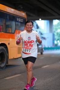 BIB: 1897
                            <button type="button" onclick="openModal(5898462)" class="btn btn-primary btn-sm float-right btn-popup" data-toggle="modal" data-target=".modal-high-quality">
                        <i class="fas fa-shopping-cart"></i> Add to Cart
                    </button>
                                            <button type="button" onclick="isThisMe(5898462, true)" class="btn btn-success btn-sm float-right btn-popup btn-isme hidden" data-toggle="tooltip" data-placement="bottom" title="นี่คือรูปของคุณใช่ไหม คลิกที่นี่เพื่อเอาเข้าอัลบั้ม">
                        <i class="fas fa-plus"></i> Add to album
                    </button>
                    <button type="button" onclick="isThisMe(5898462, false)" class="btn btn-warning btn-sm float-right btn-popup btn-isnotme hidden">
                        <i class="fas fa-ban"></i> Remove from album
                    </button>