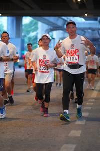 BIB: 1104, 235
                            <button type="button" onclick="openModal(5916655)" class="btn btn-primary btn-sm float-right btn-popup" data-toggle="modal" data-target=".modal-high-quality">
                        <i class="fas fa-shopping-cart"></i> Add to Cart
                    </button>
                                            <button type="button" onclick="isThisMe(5916655, true)" class="btn btn-success btn-sm float-right btn-popup btn-isme hidden" data-toggle="tooltip" data-placement="bottom" title="นี่คือรูปของคุณใช่ไหม คลิกที่นี่เพื่อเอาเข้าอัลบั้ม">
                        <i class="fas fa-plus"></i> Add to album
                    </button>
                    <button type="button" onclick="isThisMe(5916655, false)" class="btn btn-warning btn-sm float-right btn-popup btn-isnotme hidden">
                        <i class="fas fa-ban"></i> Remove from album
                    </button>