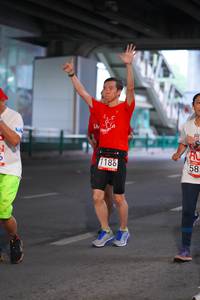 BIB: 1186
                            <button type="button" onclick="openModal(5924462)" class="btn btn-primary btn-sm float-right btn-popup" data-toggle="modal" data-target=".modal-high-quality">
                        <i class="fas fa-shopping-cart"></i> Add to Cart
                    </button>
                                            <button type="button" onclick="isThisMe(5924462, true)" class="btn btn-success btn-sm float-right btn-popup btn-isme hidden" data-toggle="tooltip" data-placement="bottom" title="นี่คือรูปของคุณใช่ไหม คลิกที่นี่เพื่อเอาเข้าอัลบั้ม">
                        <i class="fas fa-plus"></i> Add to album
                    </button>
                    <button type="button" onclick="isThisMe(5924462, false)" class="btn btn-warning btn-sm float-right btn-popup btn-isnotme hidden">
                        <i class="fas fa-ban"></i> Remove from album
                    </button>