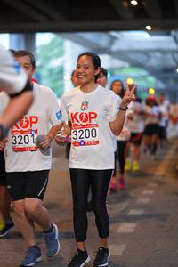 BIB: 3201, 3200
                            <button type="button" onclick="openModal(5926747)" class="btn btn-primary btn-sm float-right btn-popup" data-toggle="modal" data-target=".modal-high-quality">
                        <i class="fas fa-shopping-cart"></i> Add to Cart
                    </button>
                                            <button type="button" onclick="isThisMe(5926747, true)" class="btn btn-success btn-sm float-right btn-popup btn-isme hidden" data-toggle="tooltip" data-placement="bottom" title="นี่คือรูปของคุณใช่ไหม คลิกที่นี่เพื่อเอาเข้าอัลบั้ม">
                        <i class="fas fa-plus"></i> Add to album
                    </button>
                    <button type="button" onclick="isThisMe(5926747, false)" class="btn btn-warning btn-sm float-right btn-popup btn-isnotme hidden">
                        <i class="fas fa-ban"></i> Remove from album
                    </button>