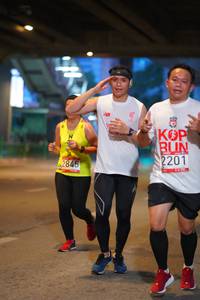 BIB: 2201, 2845
                            <button type="button" onclick="openModal(5886137)" class="btn btn-primary btn-sm float-right btn-popup" data-toggle="modal" data-target=".modal-high-quality">
                        <i class="fas fa-shopping-cart"></i> Add to Cart
                    </button>
                                            <button type="button" onclick="isThisMe(5886137, true)" class="btn btn-success btn-sm float-right btn-popup btn-isme hidden" data-toggle="tooltip" data-placement="bottom" title="นี่คือรูปของคุณใช่ไหม คลิกที่นี่เพื่อเอาเข้าอัลบั้ม">
                        <i class="fas fa-plus"></i> Add to album
                    </button>
                    <button type="button" onclick="isThisMe(5886137, false)" class="btn btn-warning btn-sm float-right btn-popup btn-isnotme hidden">
                        <i class="fas fa-ban"></i> Remove from album
                    </button>